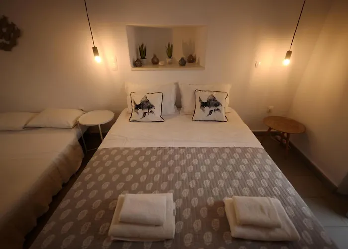 Summer Addicts Home, For The Young At Heart! بيت للعطل ناوسا